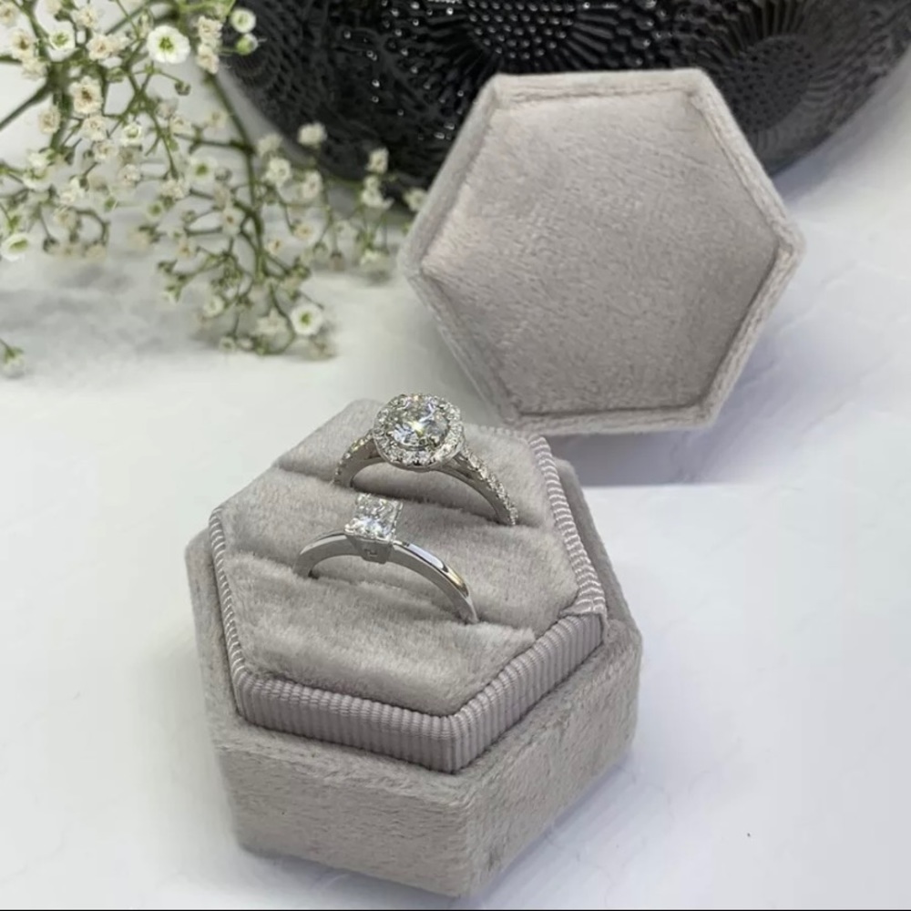 Gray Hexagon Velvet Ring Box, Double  Slot